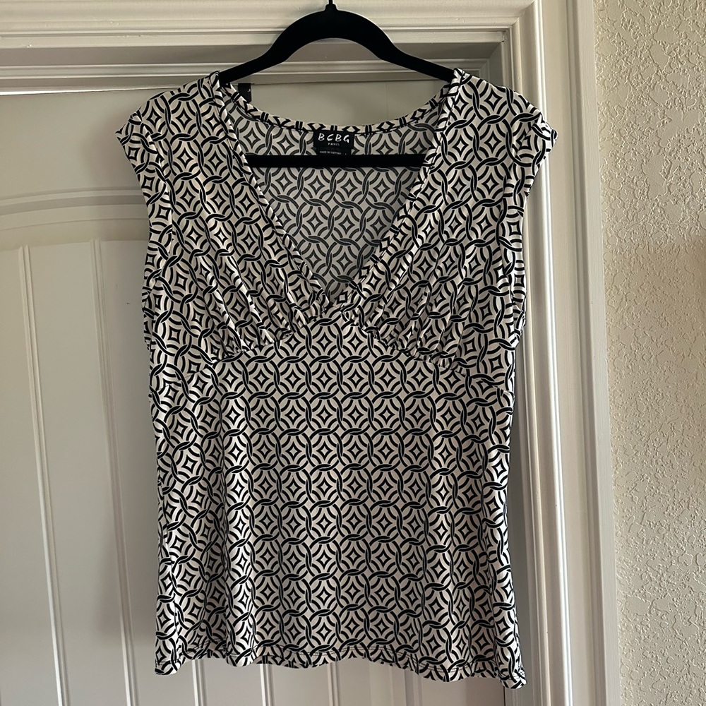 BCBG Black and White Patterned Blouse